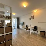 Slnecnice, Flexibilny Pristup Apartment